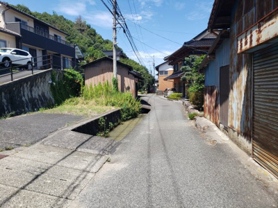 【前面道路含む現地写真】 | 鳥取市東今在家古民家