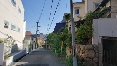 【前面道路含む現地写真】 | 久出ケ谷町古家付土地