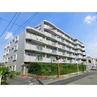 エスポワール暁マンションの外観