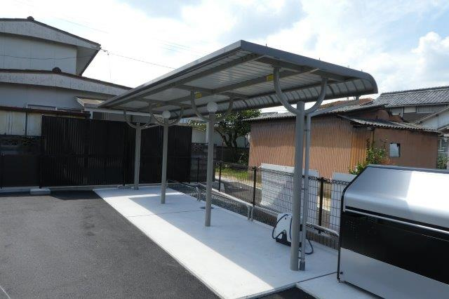 総社市井尻野のアパートのその他共用部分|自転車置き場