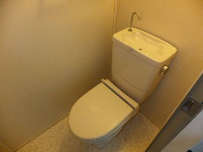 【トイレ】 | コスモハイツ秦荘 | コンパクトで使いやすいトイレです