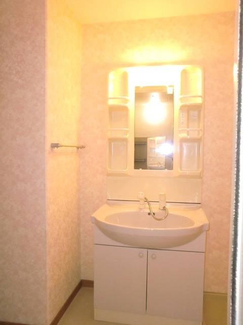 パレフローリッシュの独立洗面台