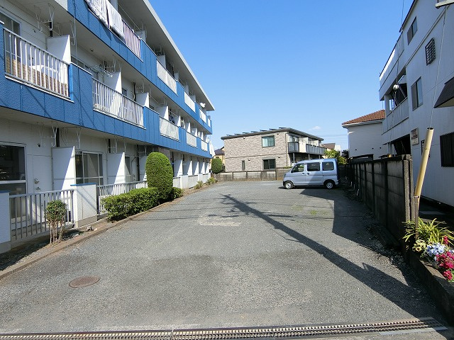 エントピアハイムミナイの駐車場