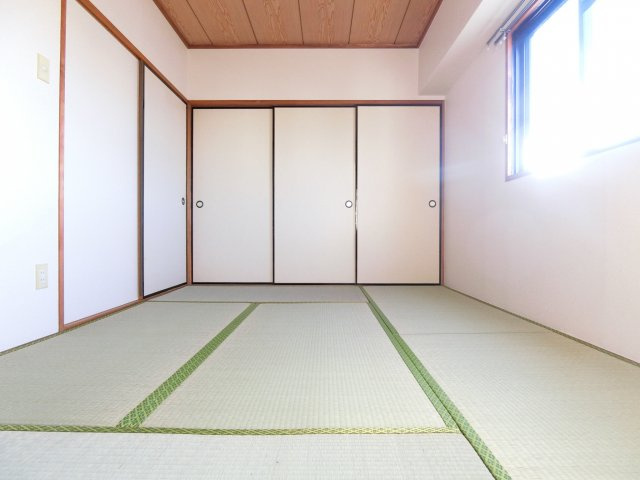 シャトレＳＩ原寺の寝室