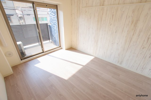 プレサンス新大阪ジェイズ　仲介手数料無料の寝室