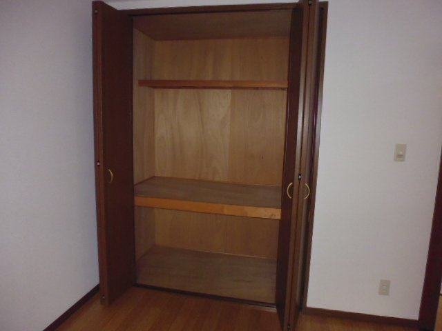 リバーサイドF.Mの収納