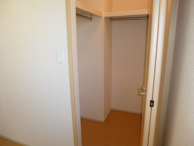 サンリット・ヒルの収納|ウォークインクローゼット