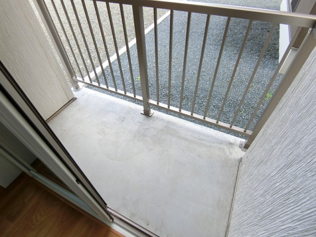 南仙北貸家のバルコニー
