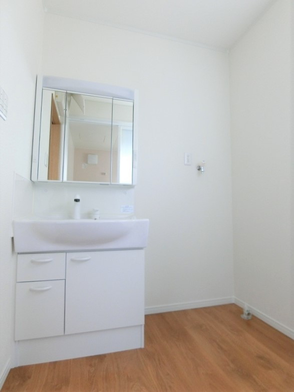 南仙北貸家の独立洗面台