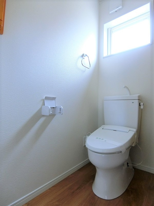 南仙北貸家のトイレ