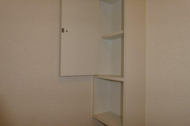 カーサ・セレーノＡのトイレ|トイレ棚