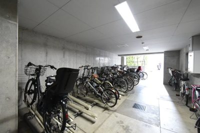 【その他共用部分】 | レヴィーナ東京八重洲通り | 駐輪場