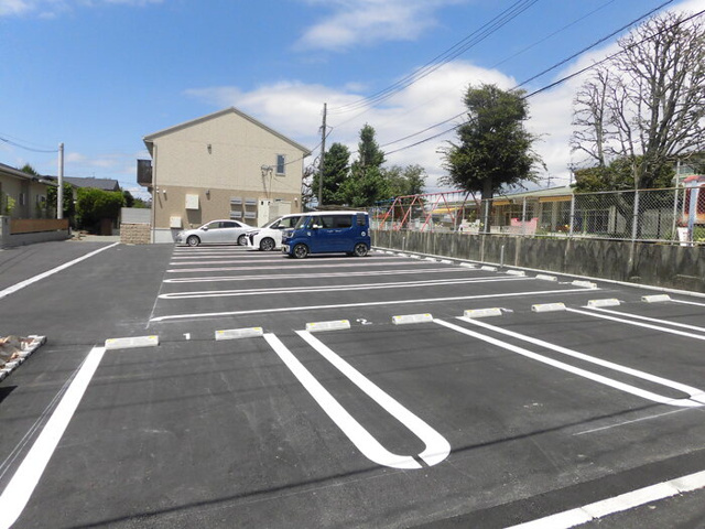 上益城郡益城町大字惣領のアパートの駐車場
