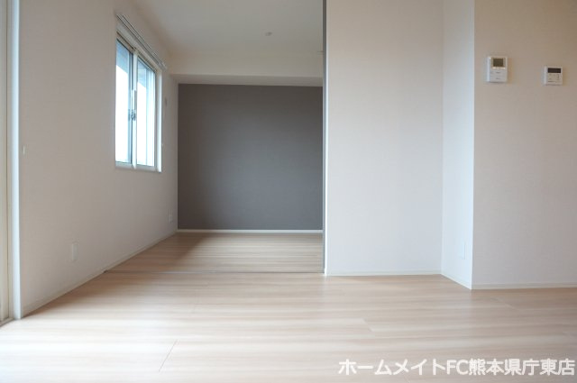上益城郡益城町大字惣領のアパートの洋室