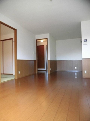 【居間・リビング】 | ラ・マーシャB棟 | 居間です