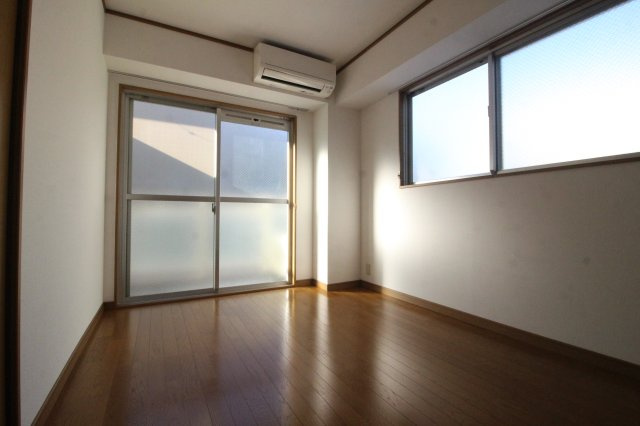 【洋室】 | アパルト松崎 | 洋室6帖