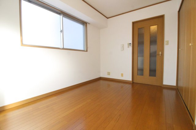 【内装】 | アパルト松崎 | 落ち着いた色調です。