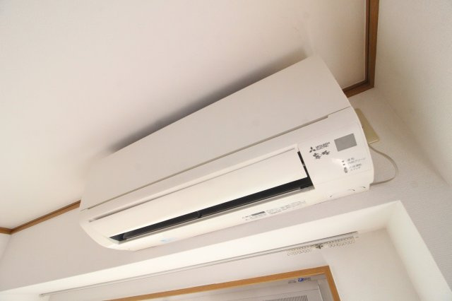 【設備】 | アパルト松崎 | 洋室エアコン