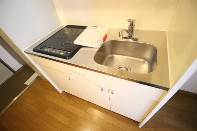 【キッチン】 | アパルト松崎 | ＩＨ２口コンロ
