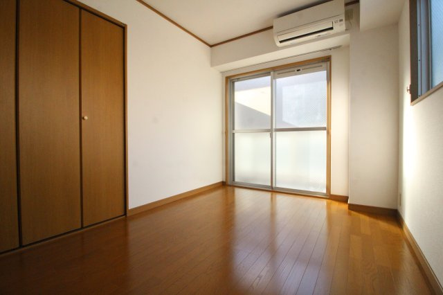 【居間・リビング】 | アパルト松崎 | 洋室6帖