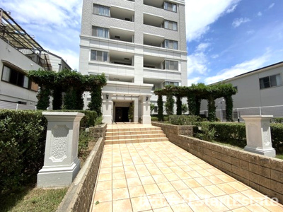 【エントランス】 | エスリード針中野 | 落ち着いたエントランスです