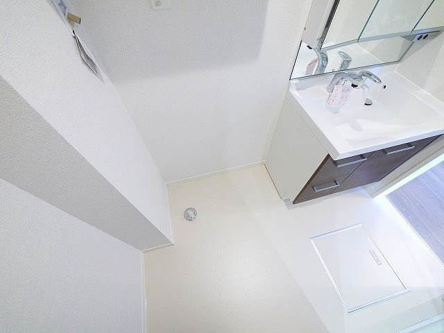 シャーメゾンハイメルの設備|室内洗濯機置場
