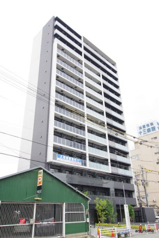 スワンズシティ新大阪ヴィーヴォ　仲介手数料無料の外観