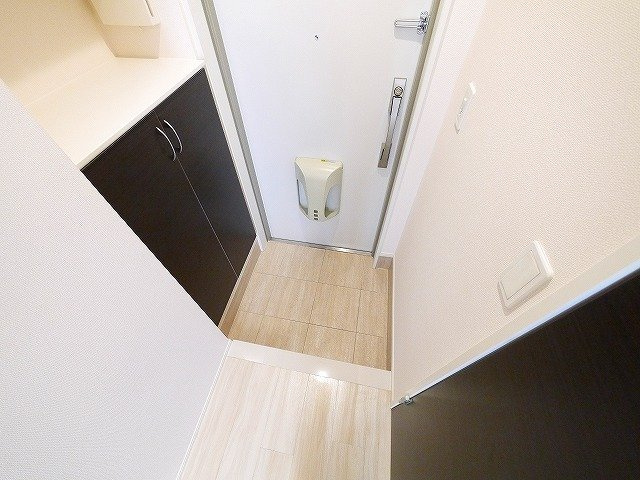 ファインパークの玄関|シューズボックスで靴を整頓できます
