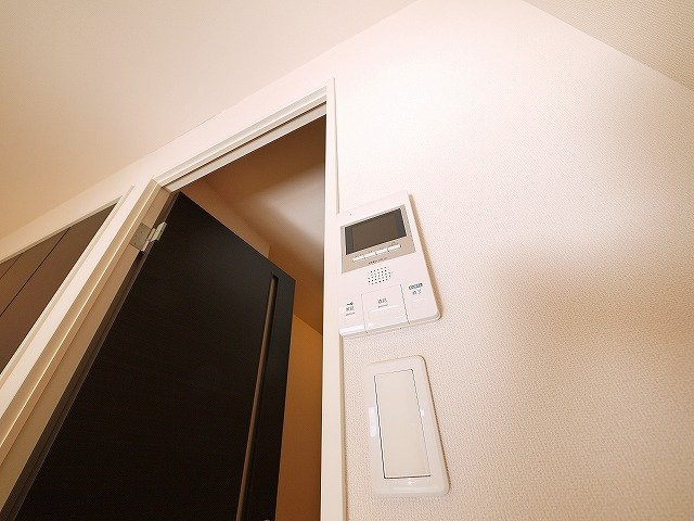 ファインパークのセキュリティ|モニター付きインターホンです