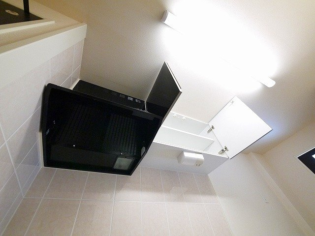 ファインパークのキッチン|換気扇でお料理中も快適です