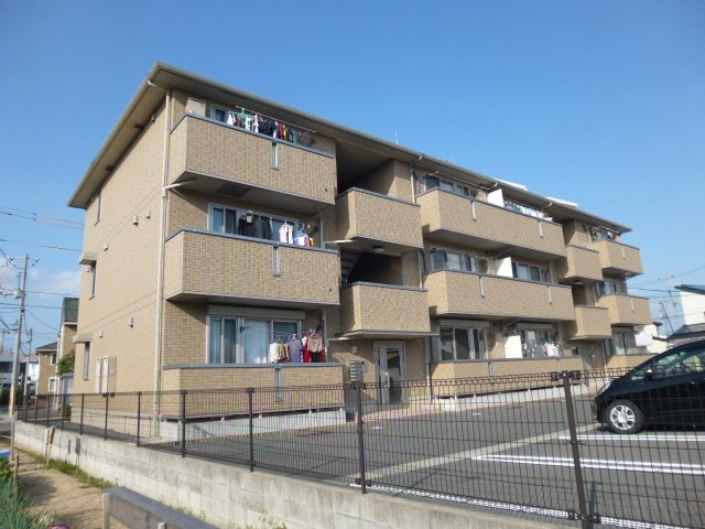 倉敷市浜町２丁目のアパートの外観