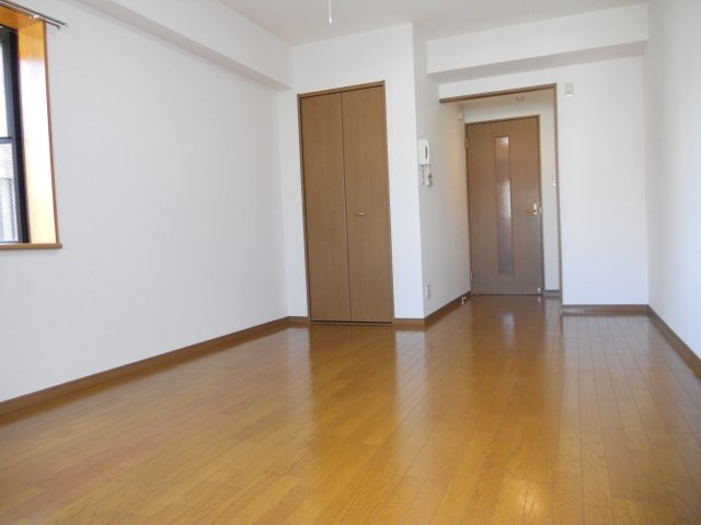 エスト堀川の内装