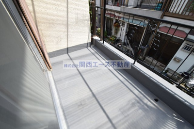 【バルコニー】 | 鷹殿町貸家