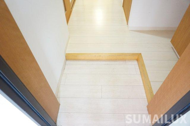 熊本市中央区黒髪１丁目の賃貸マンションの玄関