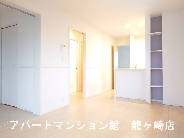 グッド・アイランド阿見Ⅰの居間・リビング