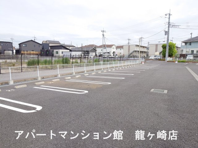 グッド・アイランド阿見Ⅰの駐車場