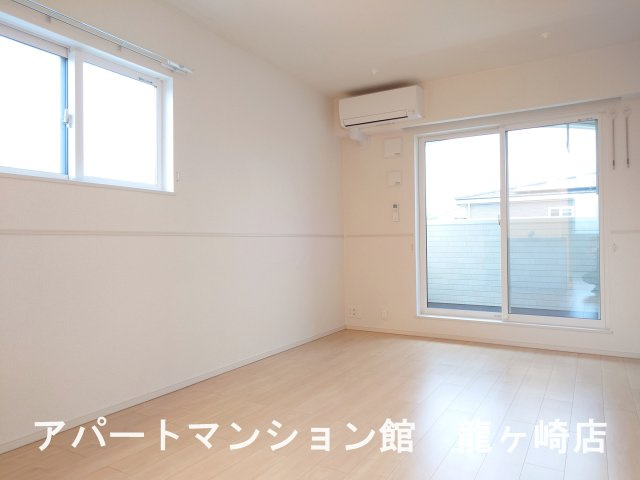 グッド・アイランド阿見Ⅰの居間・リビング