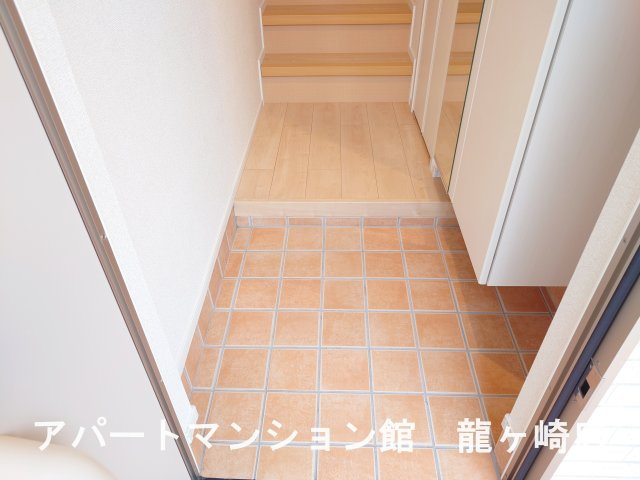 グッド・アイランド阿見Ⅰの玄関