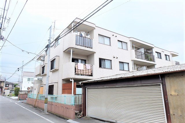 第二泰慶マンションの外観