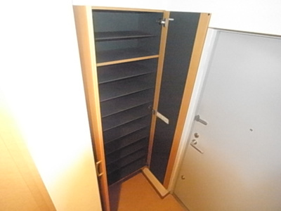 【設備】 | ヴィブレ・ムライ | シューズボックス