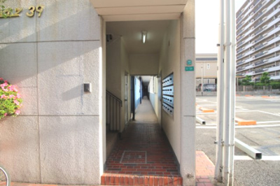 【エントランス】 | ブルーハイツ39