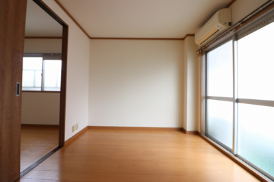 【寝室】 | エムハイツ