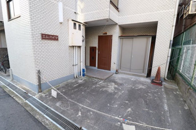 【駐車場】 | エムハイツ
