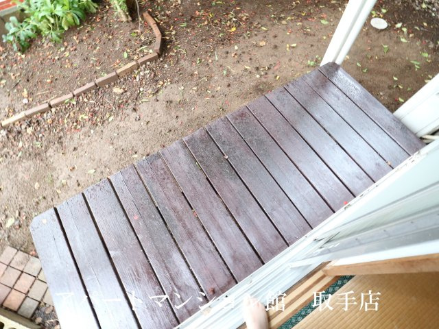 白山貸家の庭