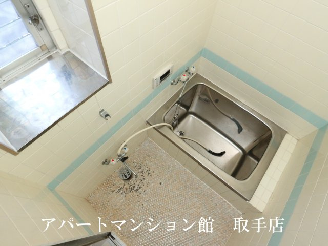 白山貸家の浴室