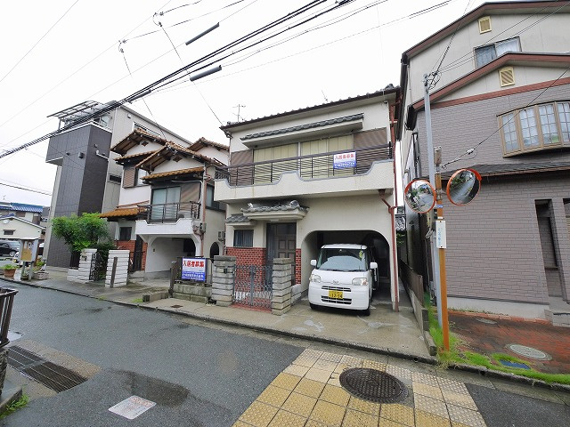 尾場瀬鄭の外観