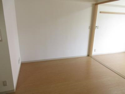アテナリー右京の洋室|内装