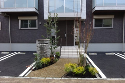 【エントランス】 | ツルエッタ府中