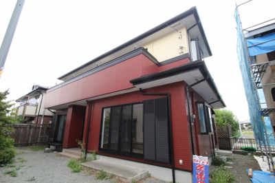 【外観】 | 海老名市上今泉１丁目　リフォーム住宅【仲介手数料無料】 | 南側広くお庭がとれている為、陽当たり良好です