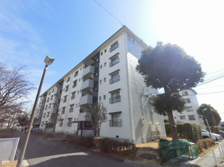 【外観】 | 全室に開口部有、ランドマークタワーが望め、日当たり・通風良好です。
収納力のあるWIC設置♪
